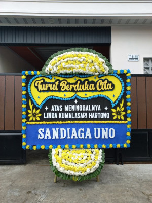 Papan Bunga Duka di Gunungtoar